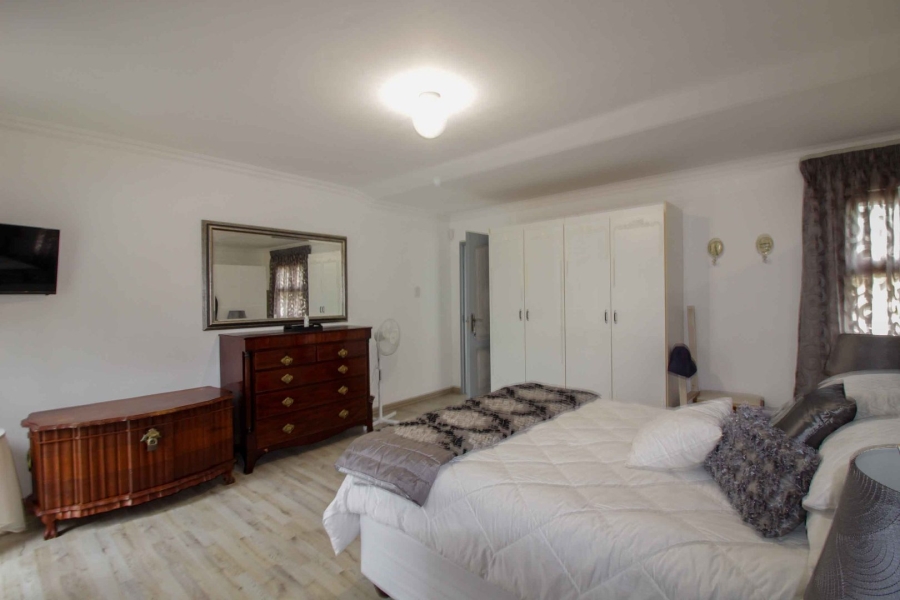 3 Bedroom Property for Sale in Wavecrest Eastern Cape